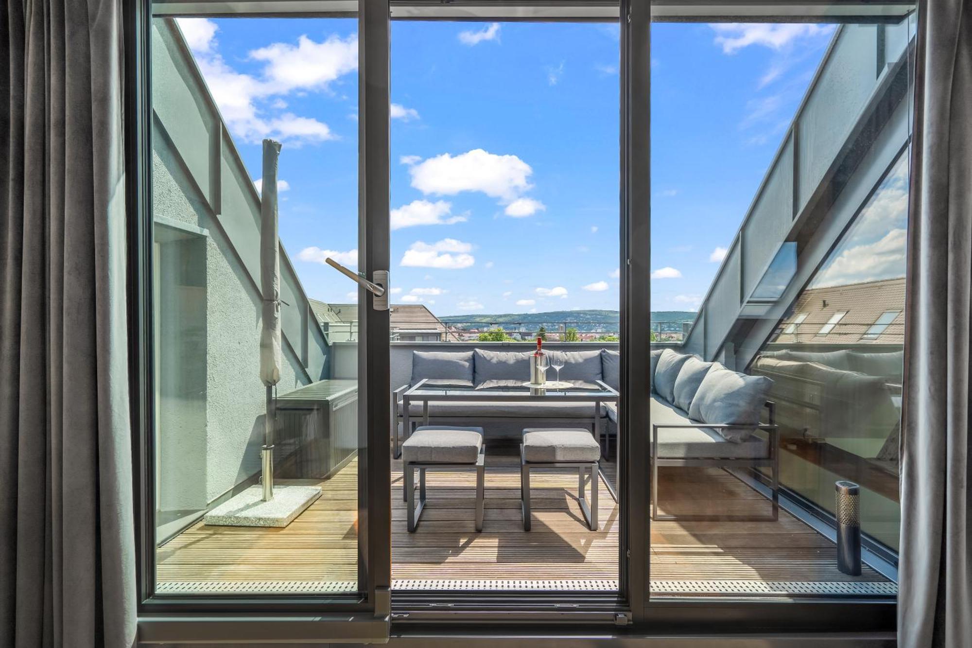 Dnd Design Loft I 170Qm I Parken I Balkon I Workstation I Netflix I Kaffee I Waschmaschine I Trockner I Xbox I Ausblick Apartment Wurzburg Exterior photo