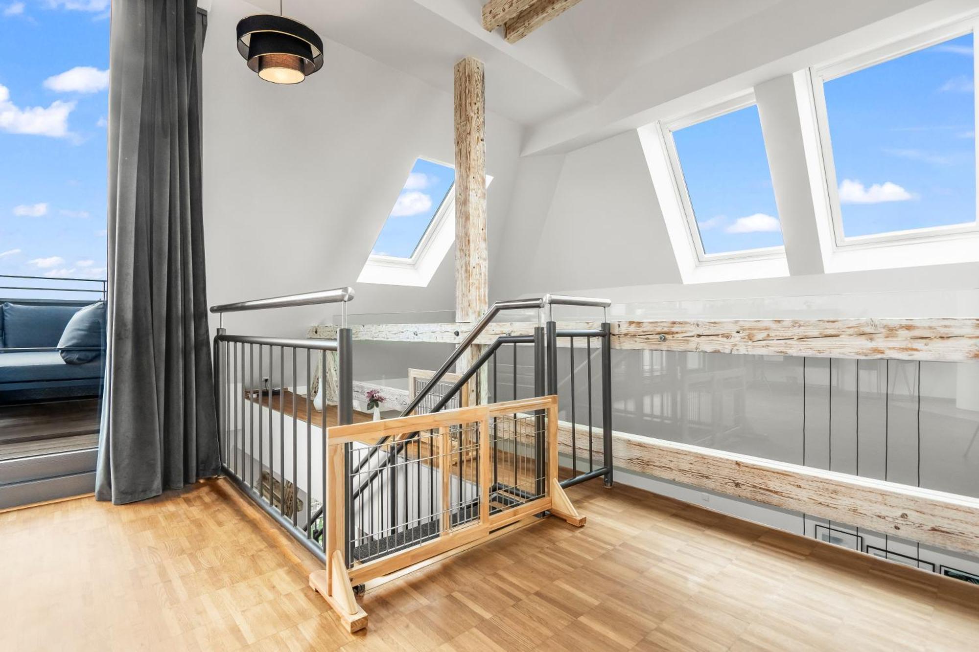 Dnd Design Loft I 170Qm I Parken I Balkon I Workstation I Netflix I Kaffee I Waschmaschine I Trockner I Xbox I Ausblick Apartment Wurzburg Exterior photo